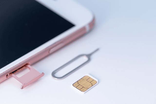 人手を増やさずに売上を伸ばす！自販機を使って24時間365日無人でSIMカードを提供